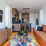 Maraschino 2br Balcony Garage And Bbq Apartment *
