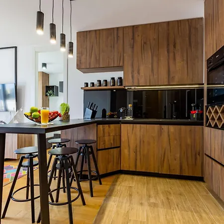 Apartment Maraschino 2br Balcony Garage And Bbq Zadar