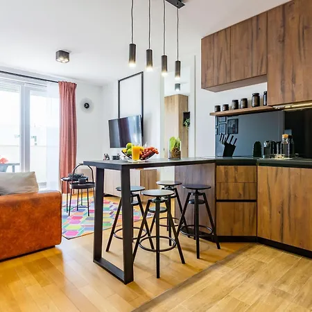 Maraschino 2br Balcony Garage And Bbq